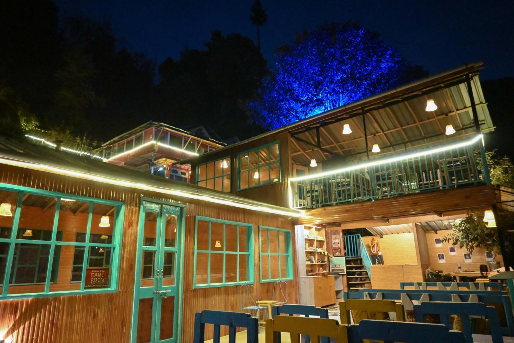 Hostel 360 Degree, Jibhi Bagian luar foto