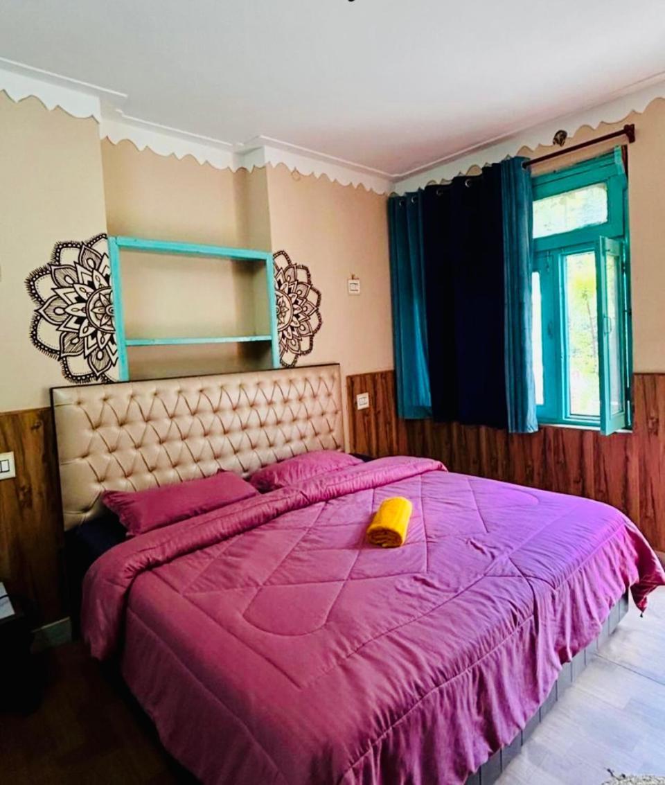 Hostel 360 Degree, Jibhi Bagian luar foto